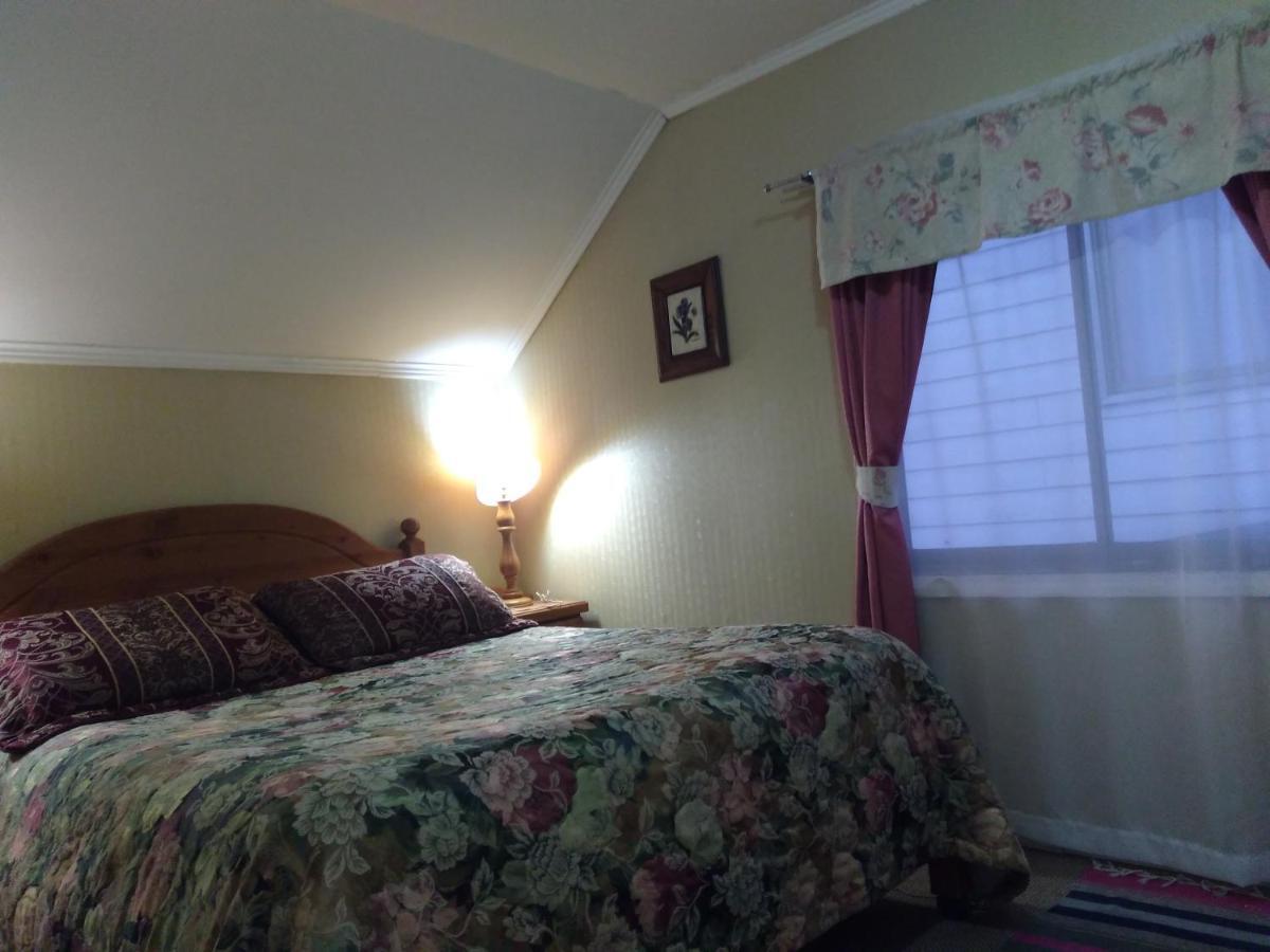 Flor/Victoria Bed & Breakfast บียารีกา ภายนอก รูปภาพ